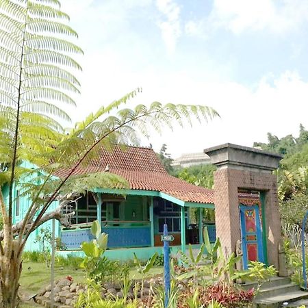 Jadul Village Resort Лембанг Экстерьер фото