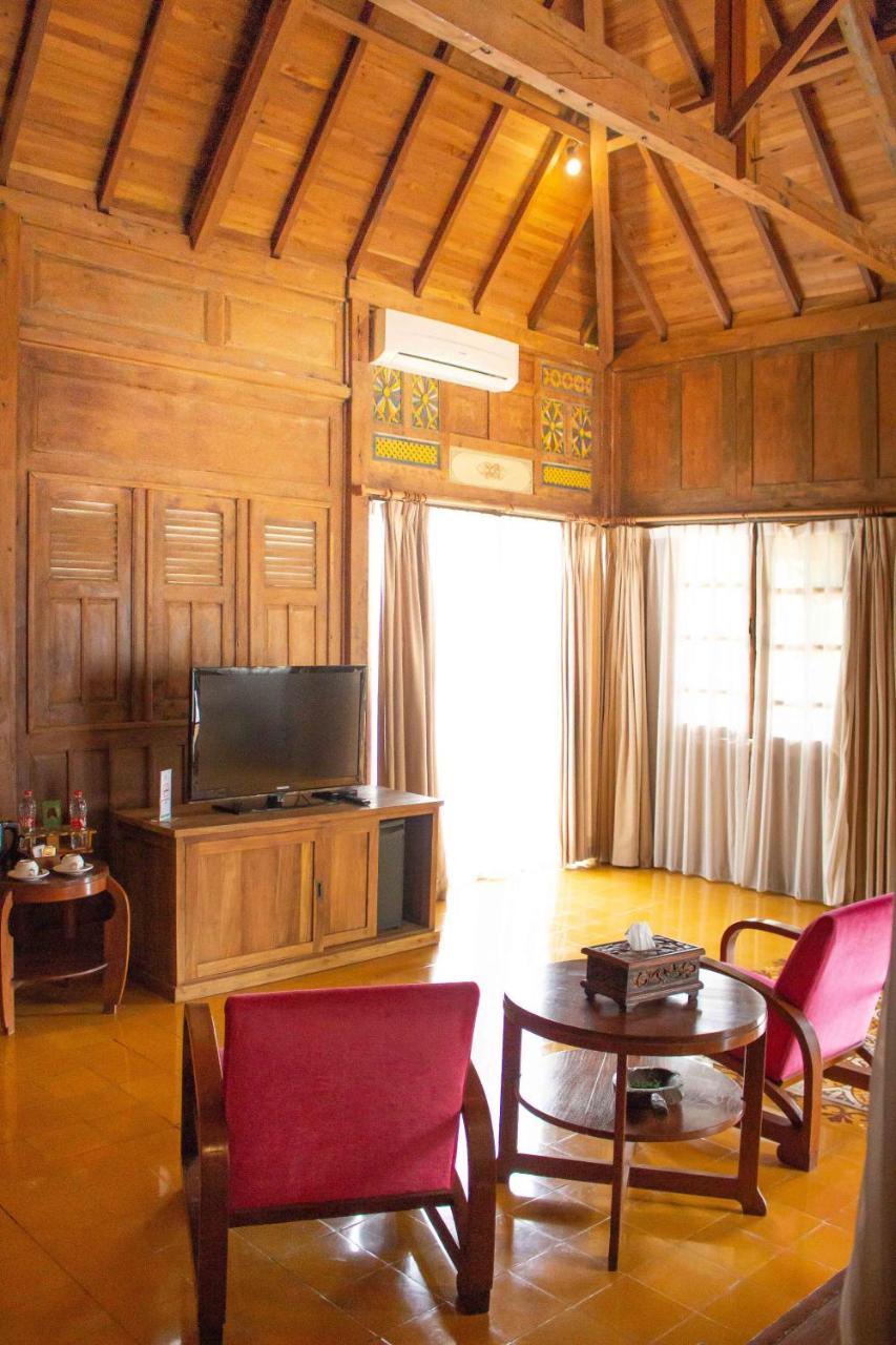 Jadul Village Resort Лембанг Экстерьер фото